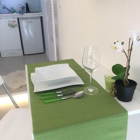 Privatzeit The green Mile Leverkusen Buitenkant foto